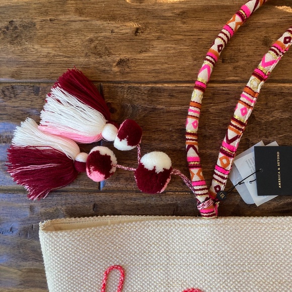 America & Beyond Bonjour Large Tote Pink Pom Pots Beach Vacation Resort - Picture 3 of 13